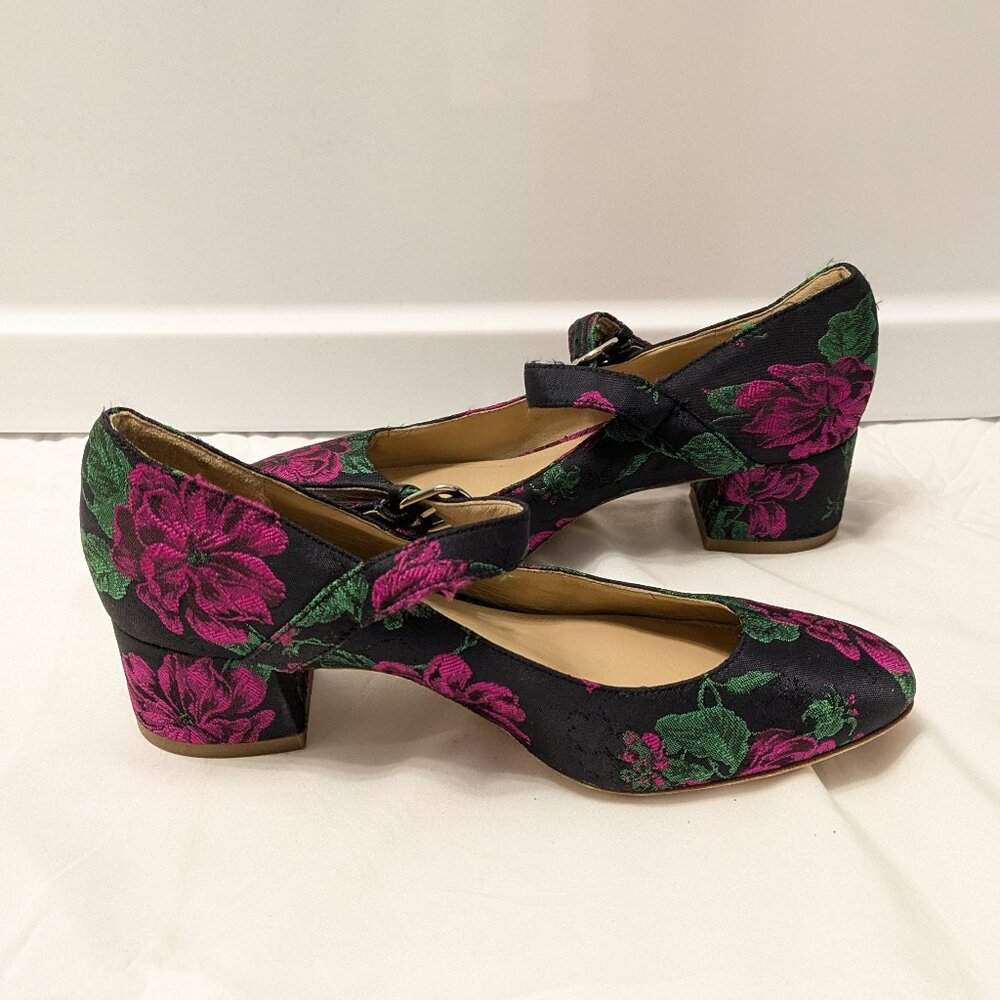 Via Spiga Floral Navy Heels 6.5 Mary Jane